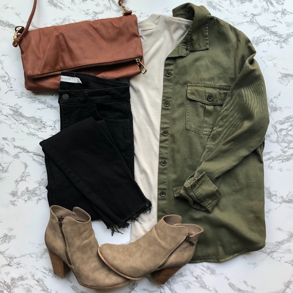 Womens Old Navy Army Green Button Up Thick Blouse - Picture 1 of 4